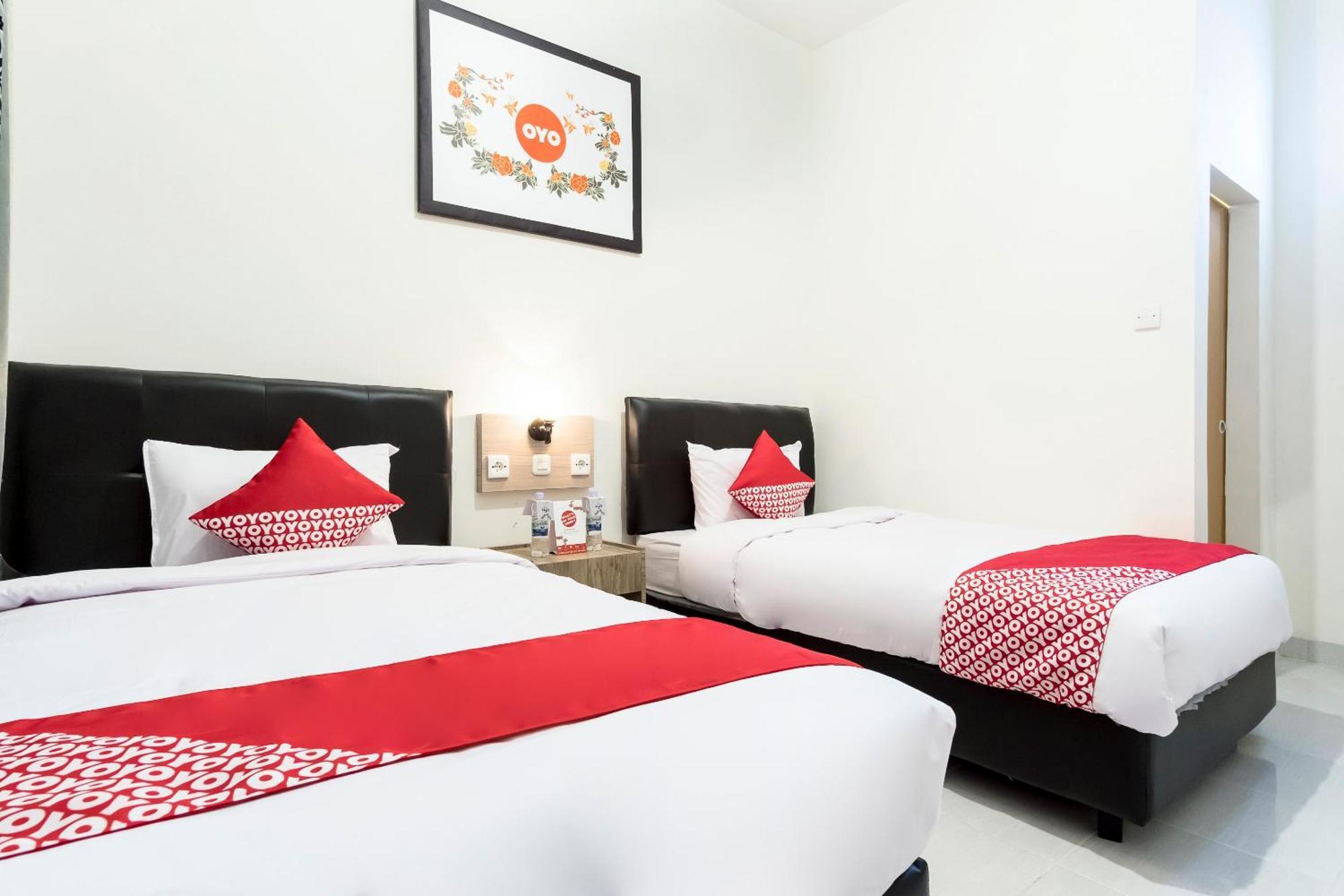 Super Oyo Capital O 873 Kamani Homestay Syariah Medan Exterior photo